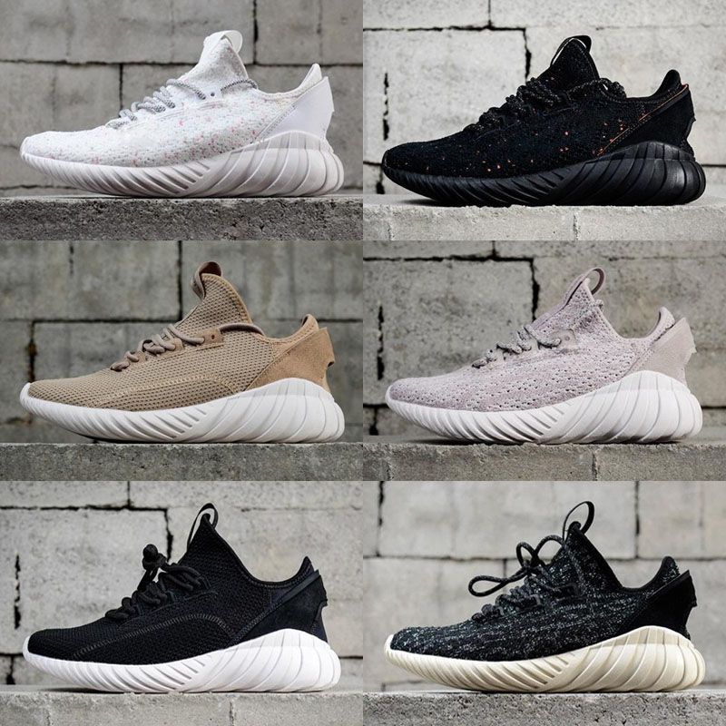 comfortable black tennis shoes