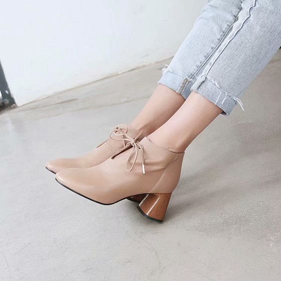 nude work shoes