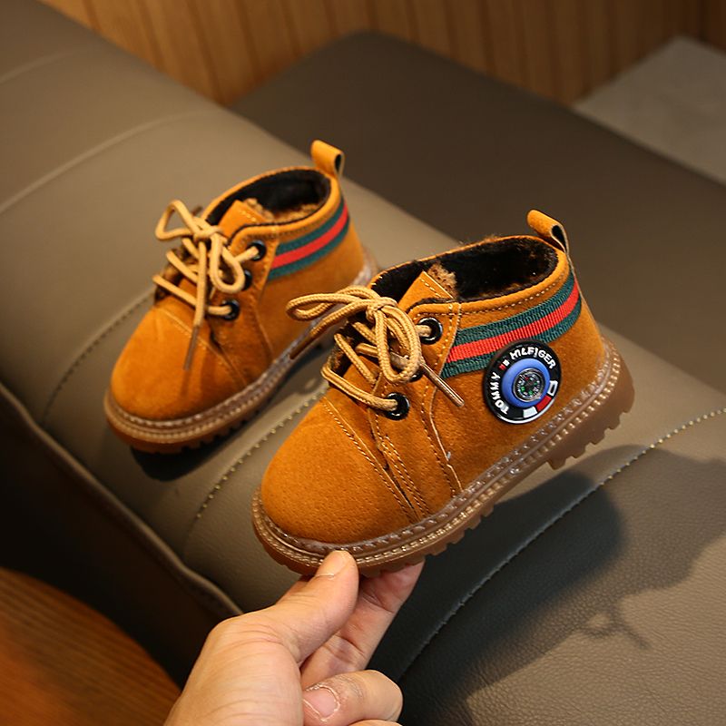 size 16 non slip shoes