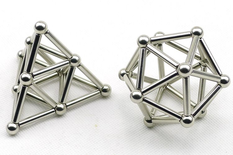 magnetic sticks and spheres