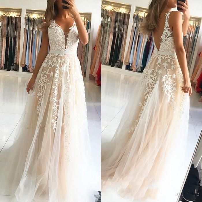Compra Fairy Ivory Champagne Tulle PROM VISTES UNA LÍNEAV COLOR APLICADA  APPICADA LARGO DAMA DE DUDOS VESTIDOS Vestidos De Fiesta De Noche Más  Tamaño Barato | Entrega Rápida Y Calidad | Es.Dhgate
