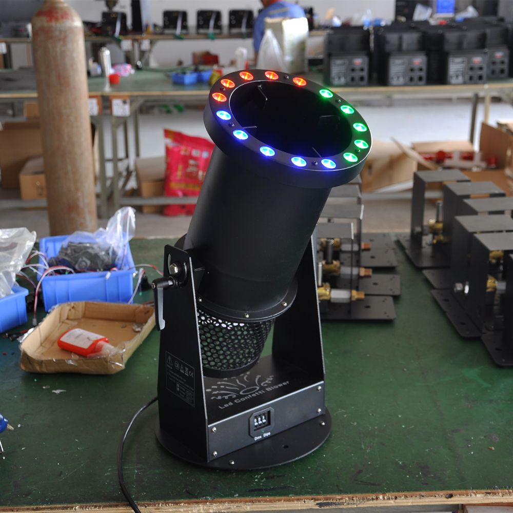 2020 1200W DMX512 Led Confetti Blower Equipped With 1KG Colorful