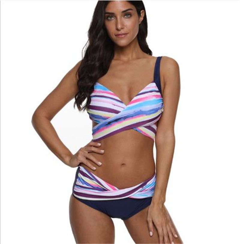 Compra Trajes De Baño Para Mujer Del Diseñador De Las Mujeres Delgadas  Atractivas De Los Trajes De Baño De 2 Piezas Bikinis Verano Raya Del Arco  Iris De Manera Femenino Del Traje