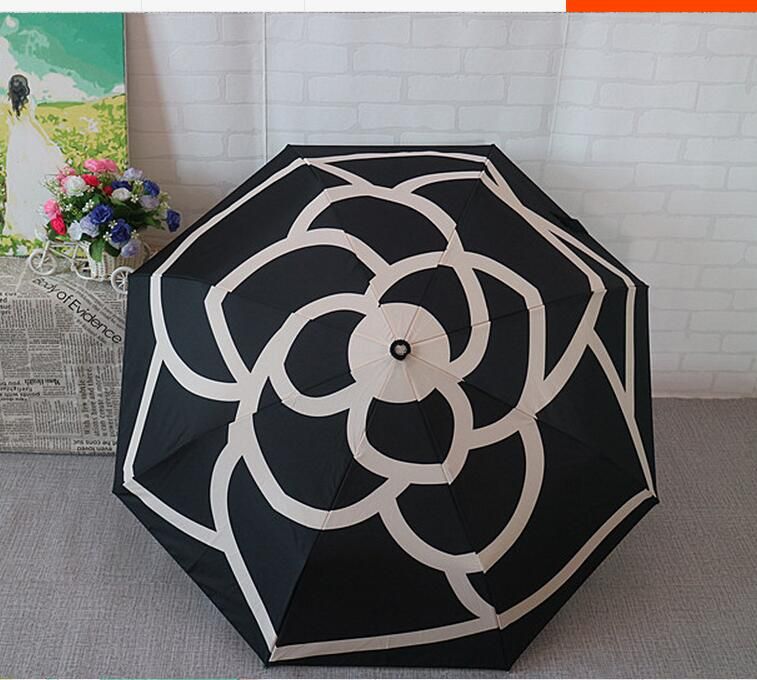 Luxury Classic Pattern Camellia Flower Logo Umbrella For Women 3 Fold Rain  Umbrella with Gift Box