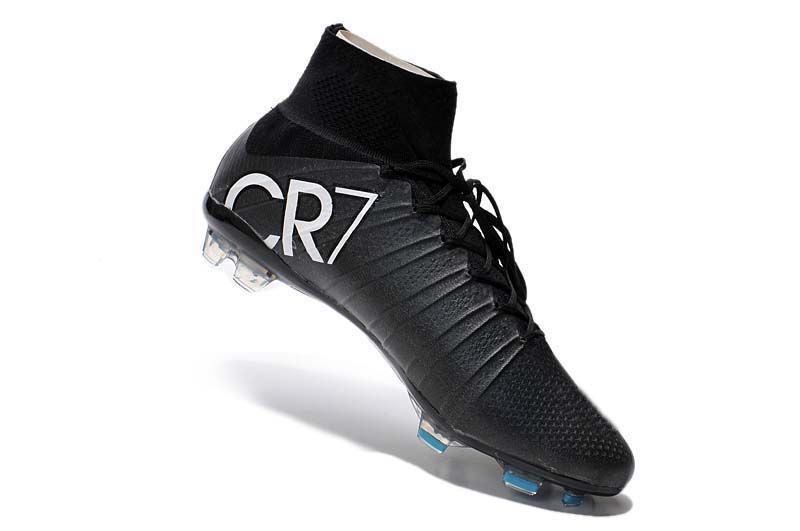 childrens football boots size 11