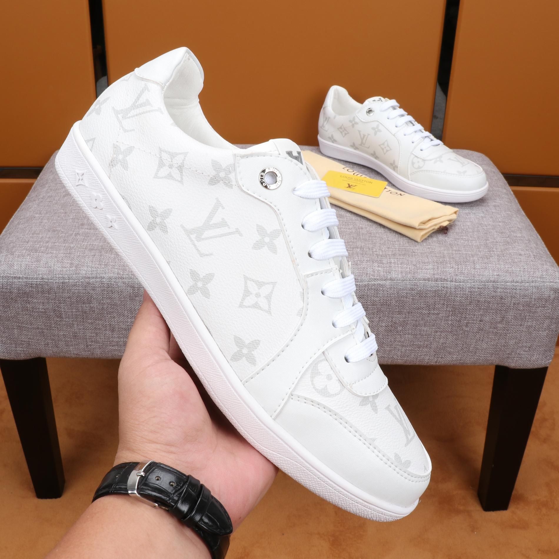 dhgate louis vuitton sneakers