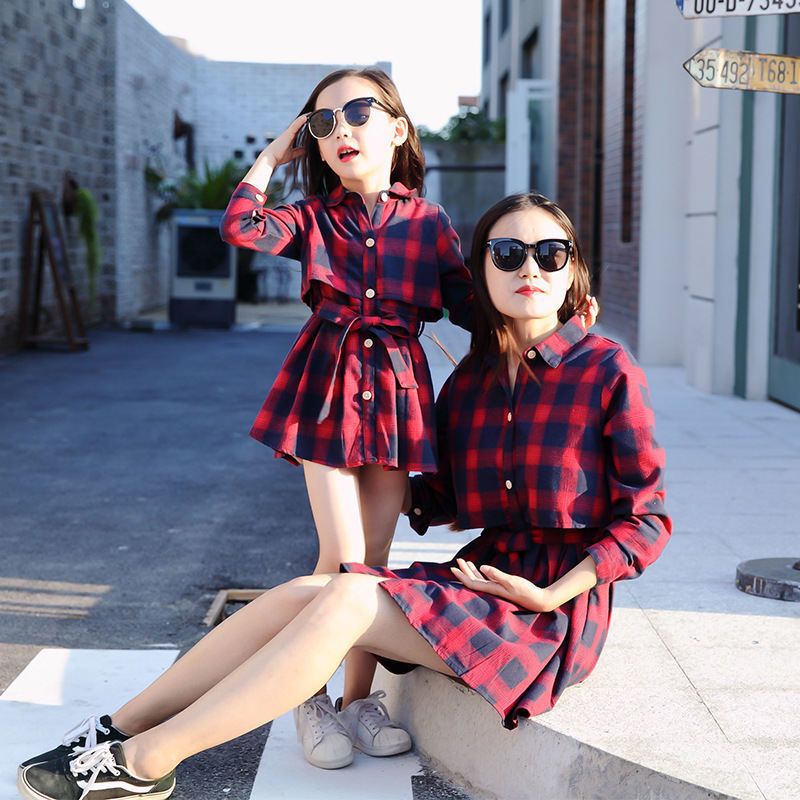 mom and daughter matching plaid shirts