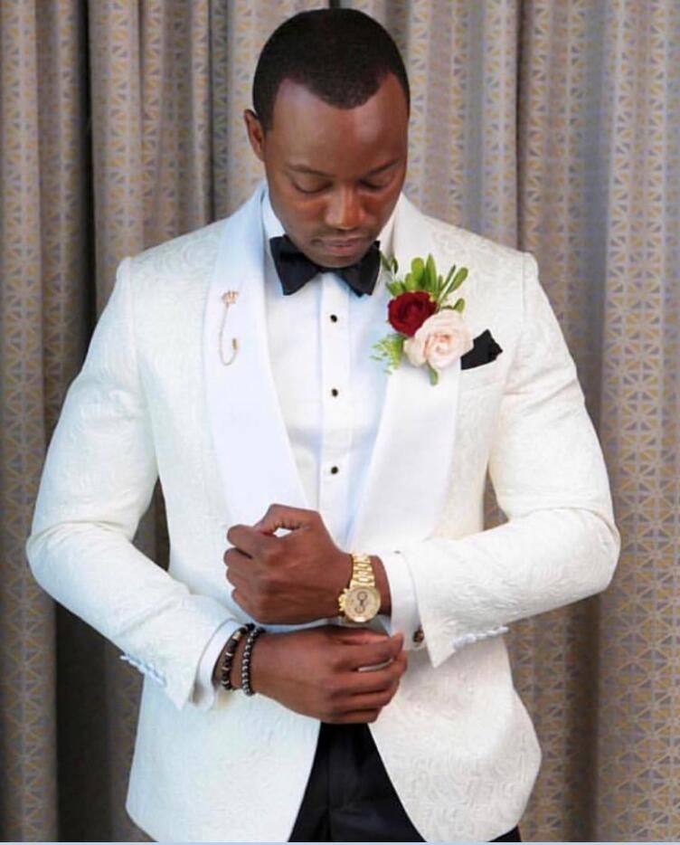 Men's Ivory and Black Satin Lapels Dress The Groom Holds The Wedding Suit (Jacket + Pants)