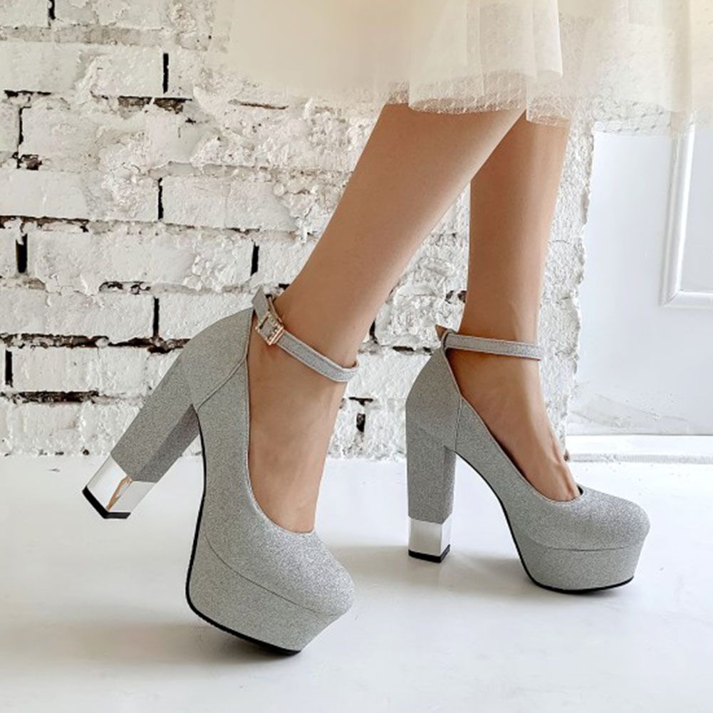 Moda para mujer grande 32-43 boda zapatos de mujer tacones altos