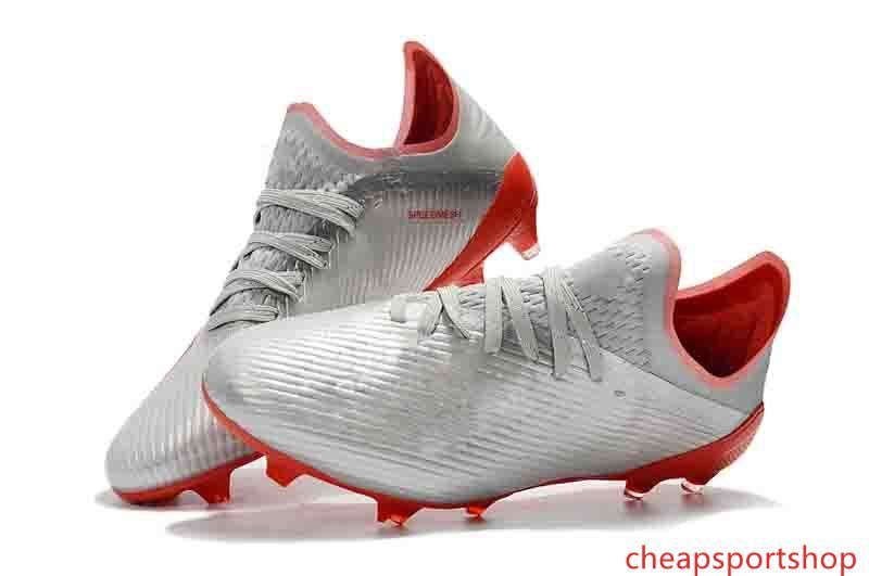 mens leather soccer cleats