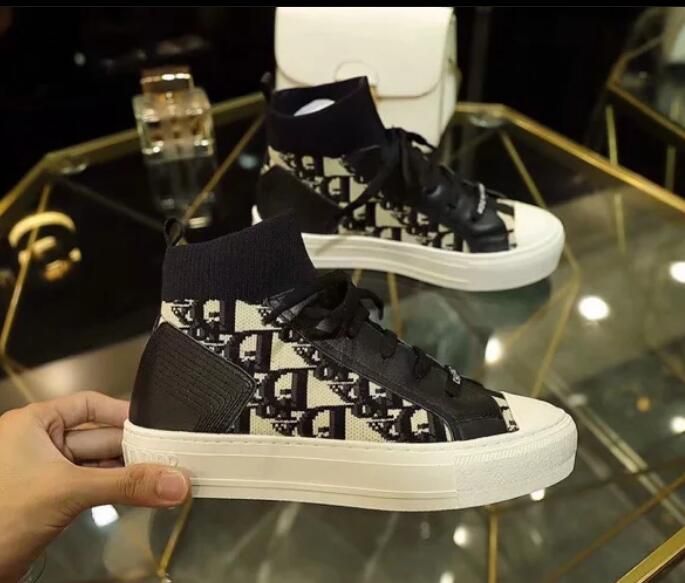 flat gym shoes womens