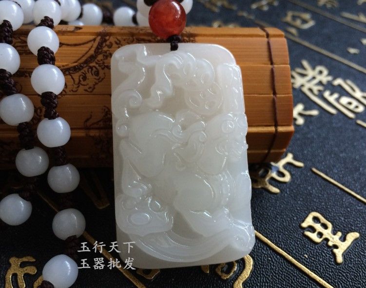 

natural jadest carved white animal pendant necklace, male and female jewelry gifts on the back can be customized88, Silver