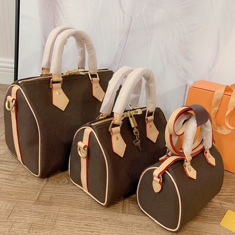 Compra 2020 Bolsos De Diseño De Marca De Alta Calidad Bolso De Lona Con  Especial Bolso De Cuero Genuino Totes El Bolso Crossbody Bolsas Marrones  Trave De La Virgen Barato | Entrega