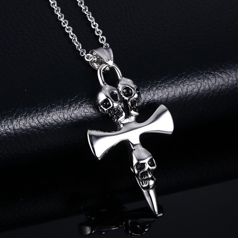 New fashion gold personality skull crystal diomand wedding party charm necklace
