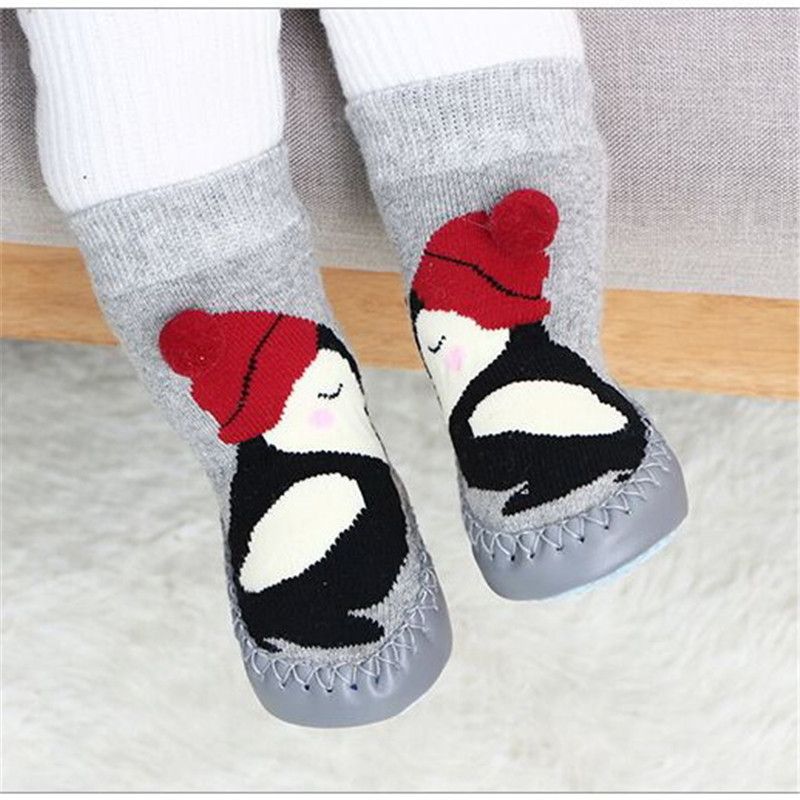 baby socks and shoes