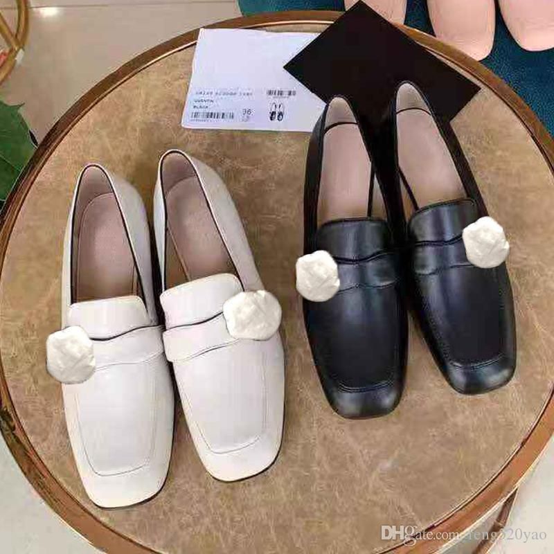 Designer Flat Soled Casual Shoes Authentic Cowhide Metal Buckle Luxury