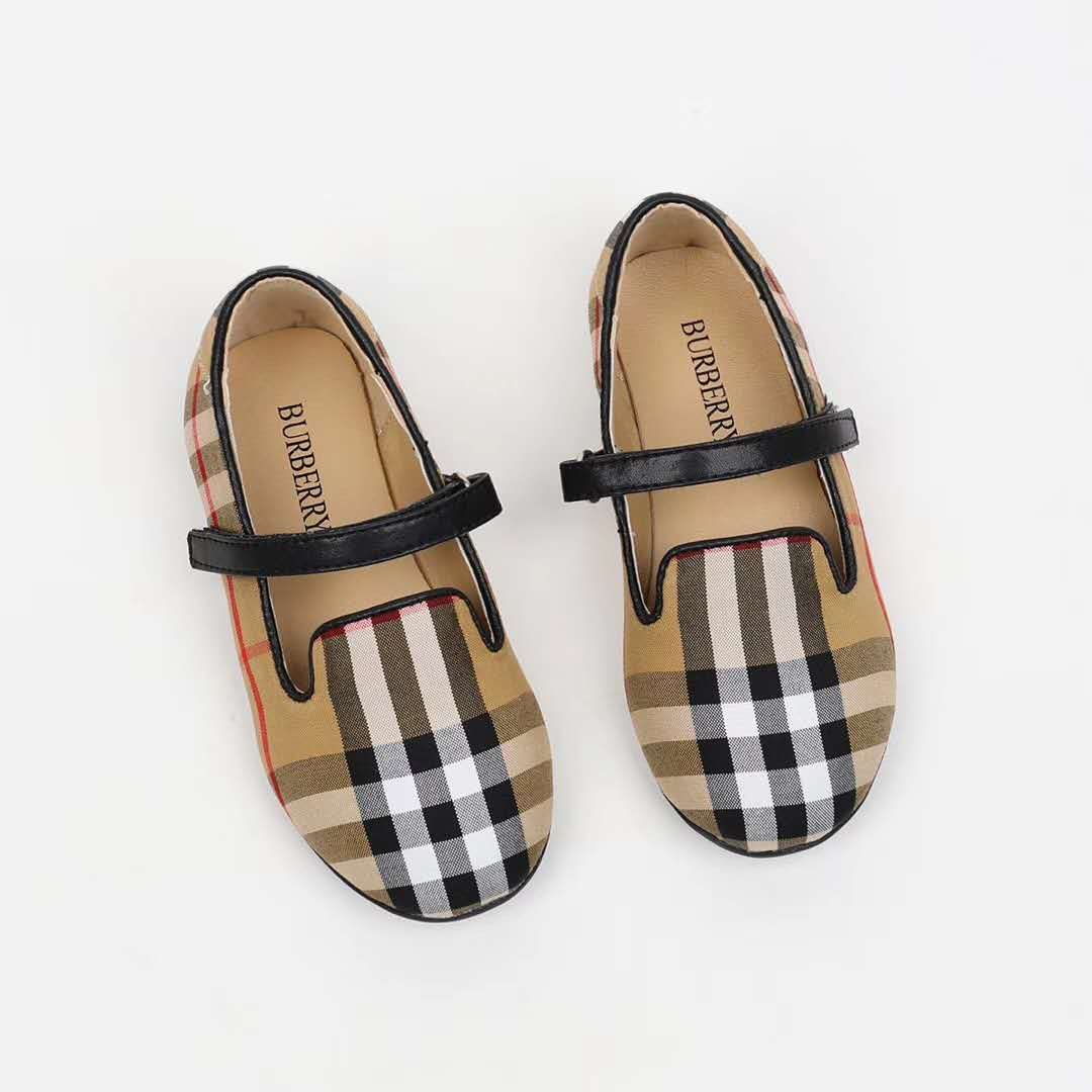 burberry girl shoes