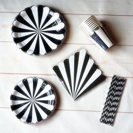 striped paper plates