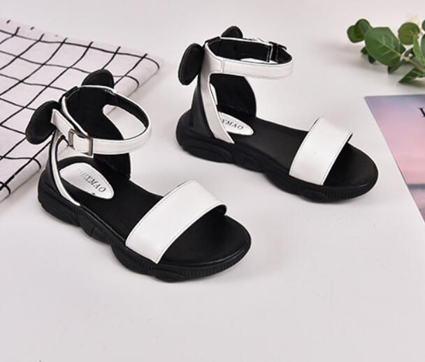 girls designer flip flops