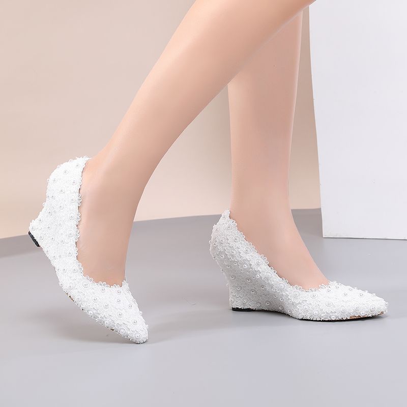 lace wedge wedding shoes