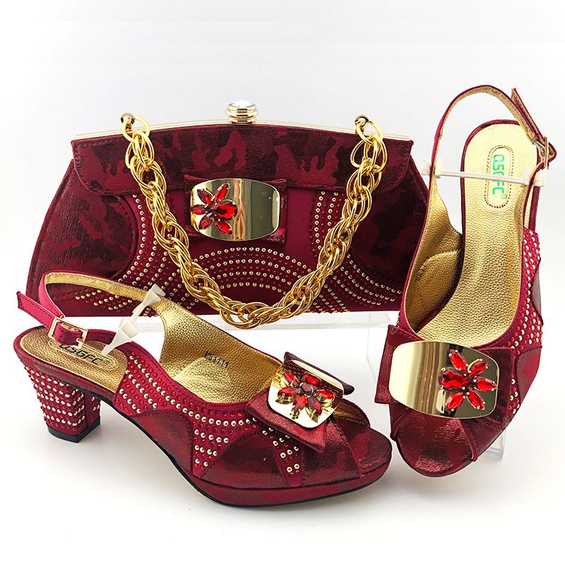 red heels and matching bolsa