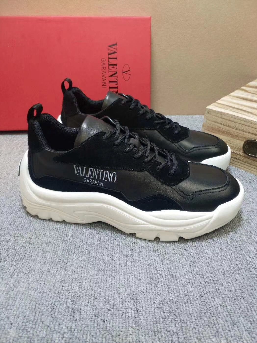 valentino trainers dhgate