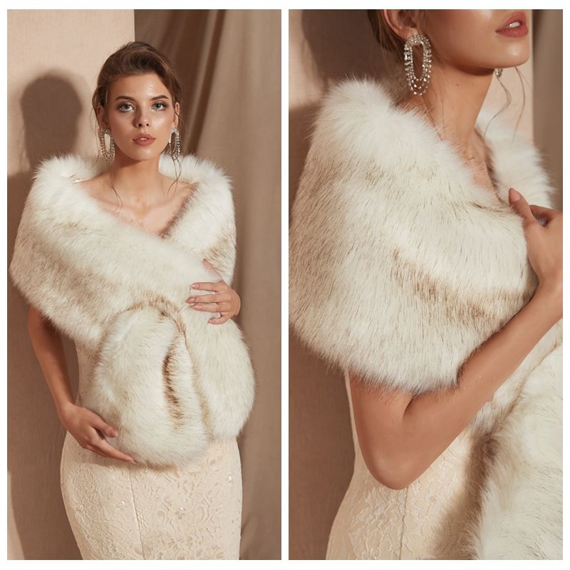 scarf with fur collar