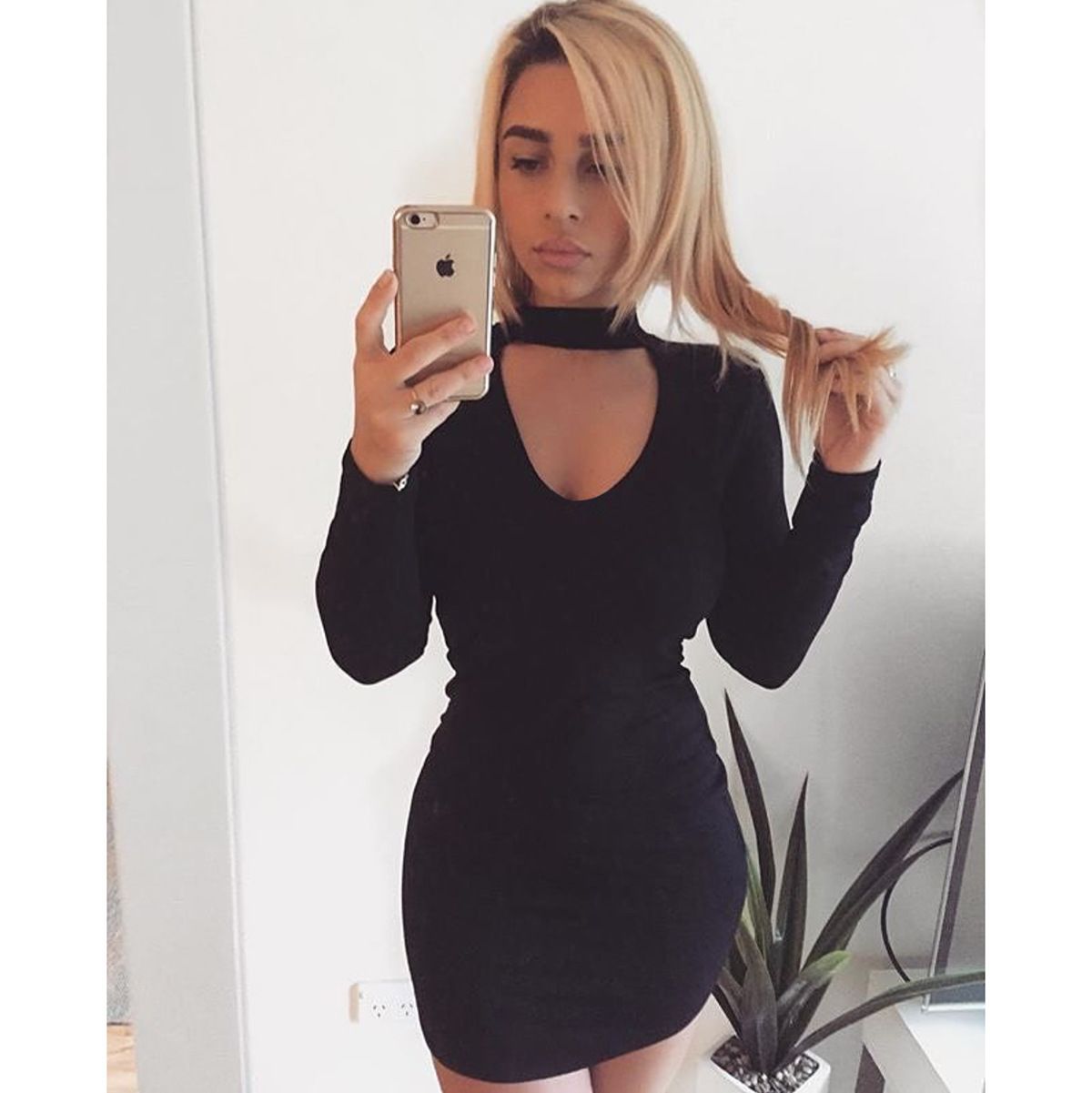 short tight black long sleeve dress