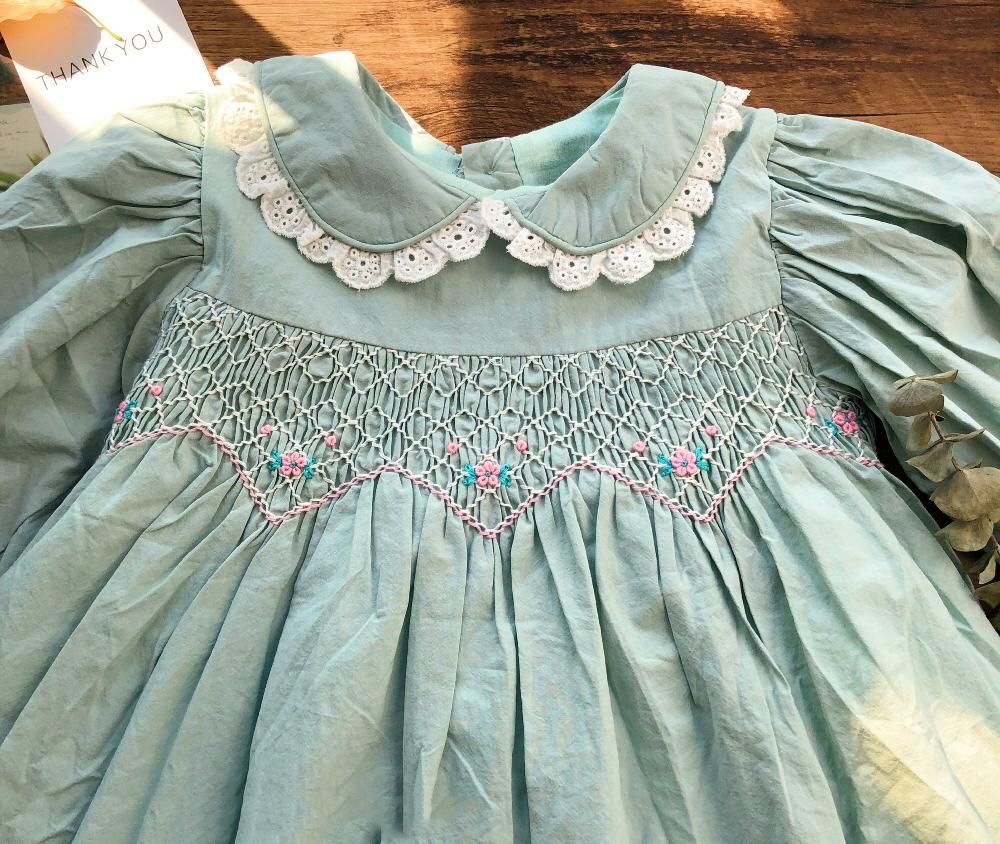 Compre Girl Dress Smocked Vestidos Meninas Primavera Verão Vestido Espanhol Do Vintage Caçoa A Menina Princesa Smocking Partido Para Meninas Roupas De Casamento De Huangqiuning, $140,23 | Pt.Dhgate.Com