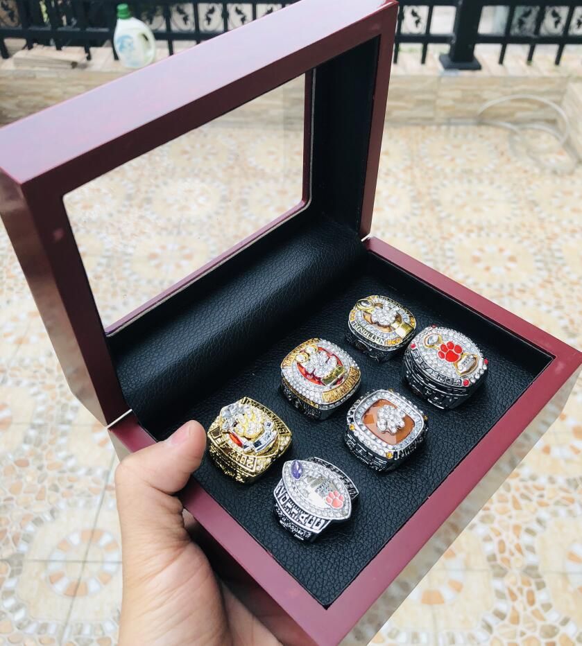 Rings with wooden box set