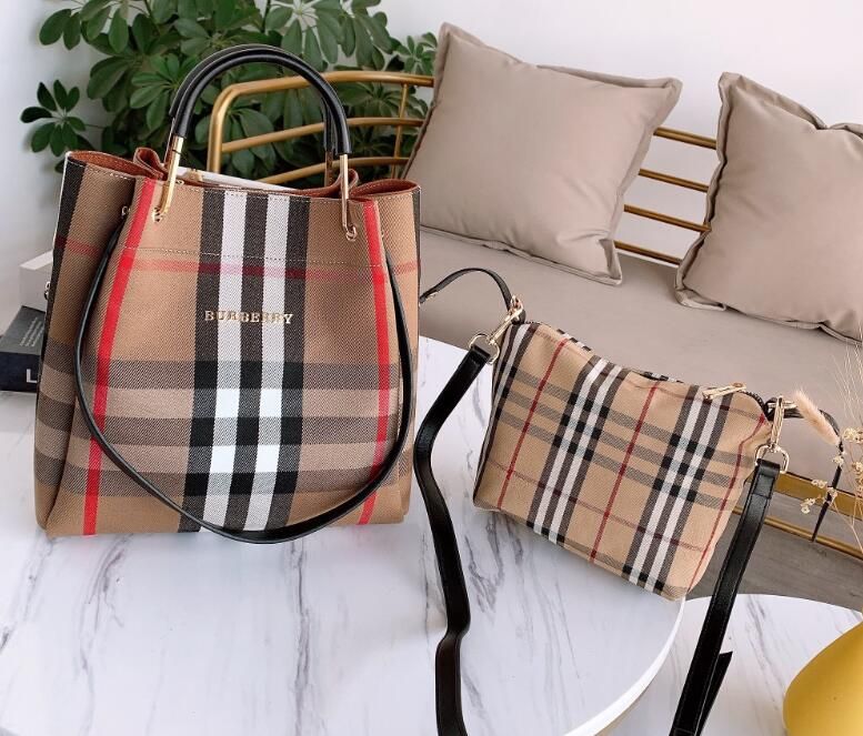 dhgate burberry purse