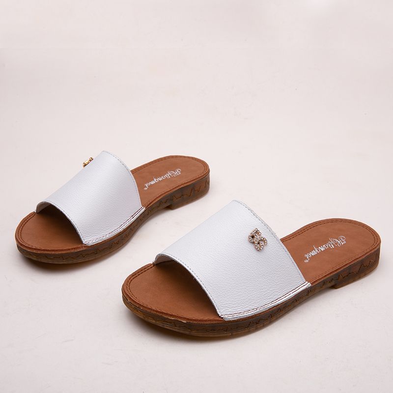 atmosphere slippers
