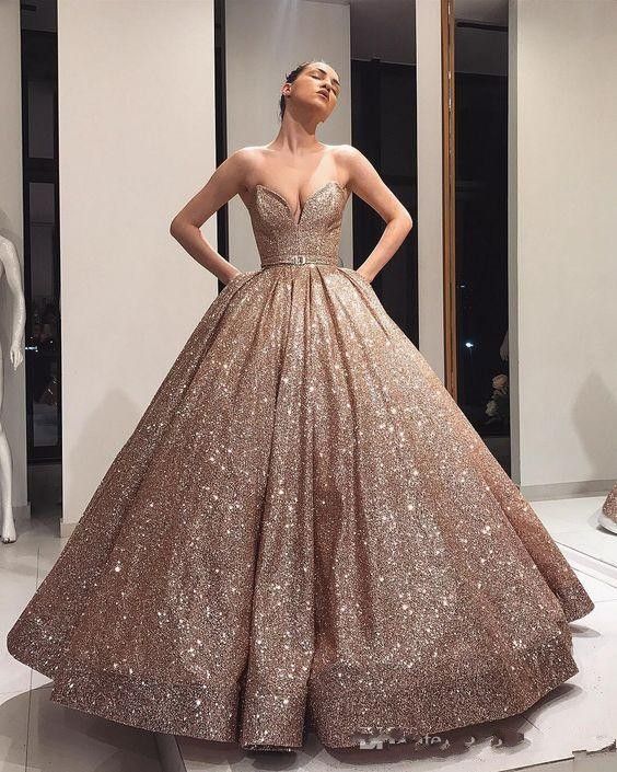 Compra La Bola Del Brillo Del Vestido De Los Vestidos De Quinceanera Sweet  Heart Cremallera Fiesta De Cumpleaños Vestido Modesto Del Dulce 16 De Los  Plisados \u200b\u200bVolver Prom Vestidos Vestidos De 15