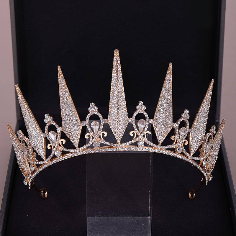 birthday party tiaras