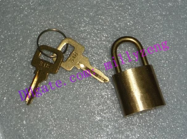 suitcase locks with keys