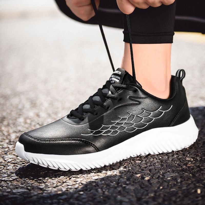juego Llevar atractivo Zapatillas de running para hombre de bajo peso ligero Negro blanco Rojo Cuero Zapatillas deportivas para juego Llevar atractivo Zapatillas de running para hombre de bajo peso ligero Negro blanco Rojo Cuero Zapatillas deportivas para