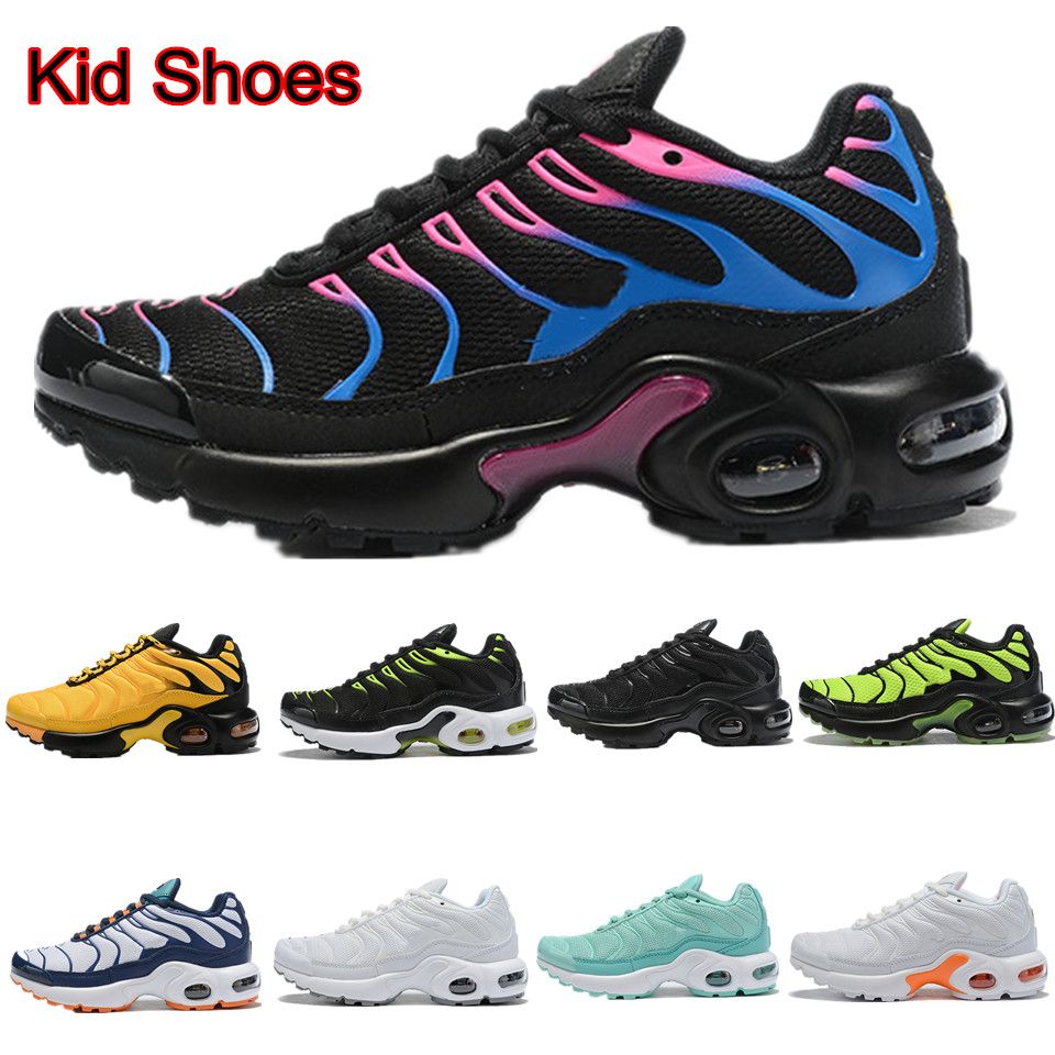 boys trainers size 4