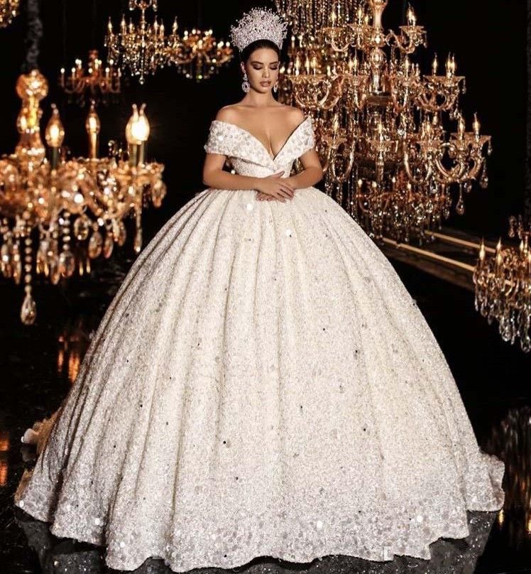 Compra 2020 Vestidos De Novia Árabes Fuera Del Hombro Lentejuelas Con  Cuentas Vestido De Bola De Manga Corta Vestido De Novia De Encaje Bling  Bling Vestidos De Novias Barato | Entrega Rápida