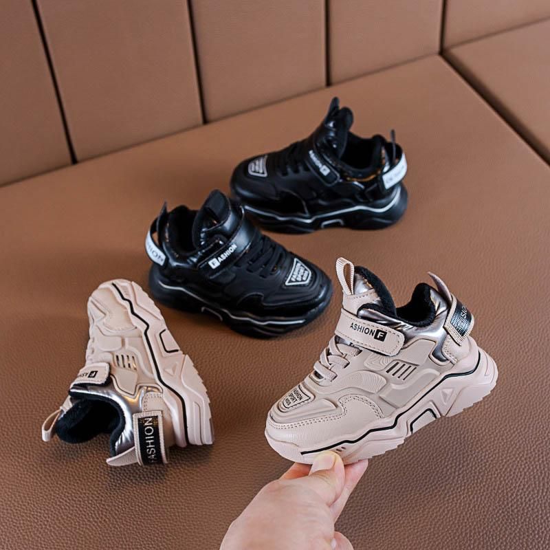 ladies waterproof running shoes