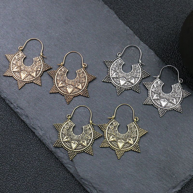 n Style Woman Pendant Earrings Exaggerated Personality Hollow Tassel Pattern Alloy Girl Fashion Earrings