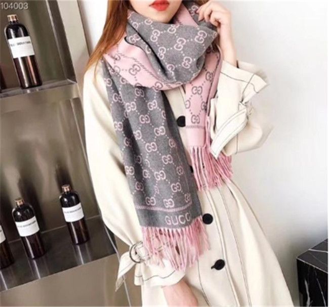 cashmere scarf cost