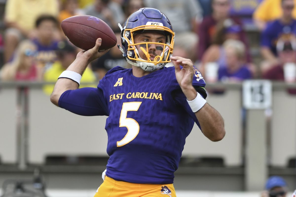 ecu football black uniforms