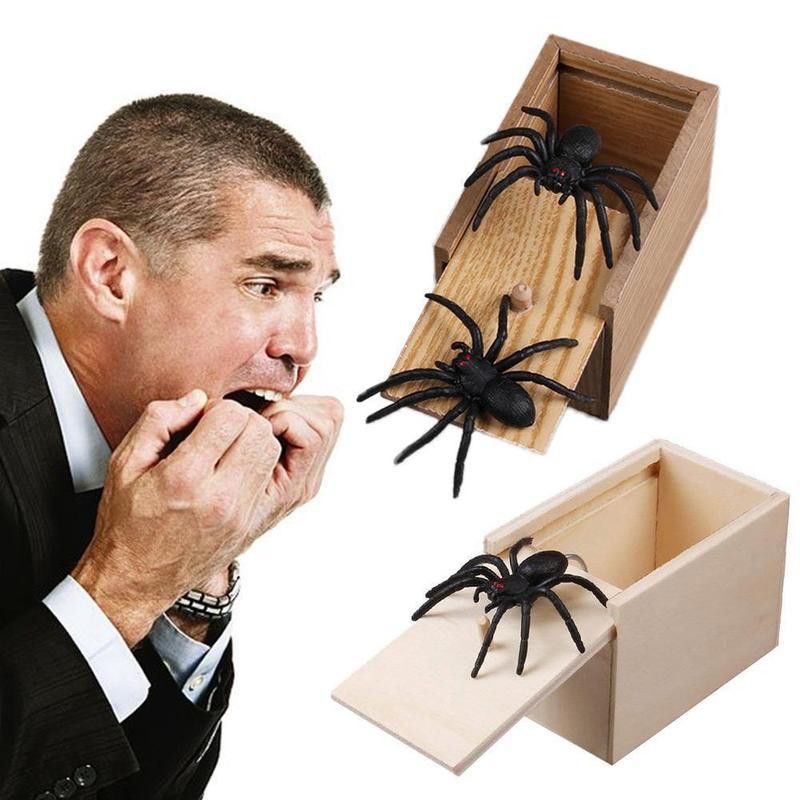 Wooden Prank Spider Scare Box Spider Hidden in Case Toy for April-Fools' Day 