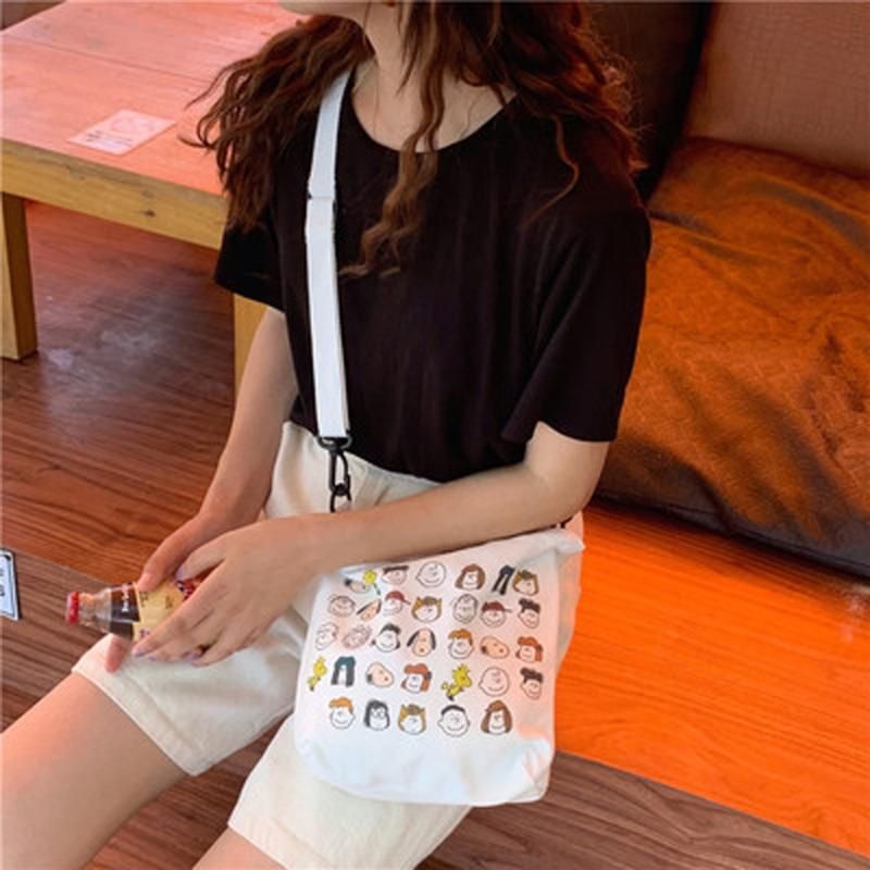 bucket shaped handbags