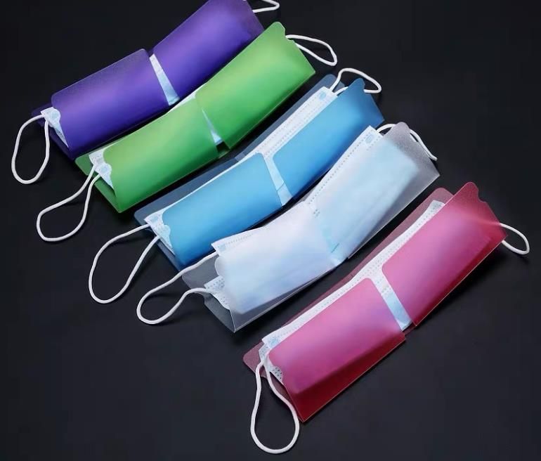 Wholesale Material New Arrival Folding Face Mask Holder Mask Box For Disposable Masks Friendly
