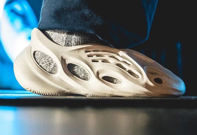 adidas originals sneakers india