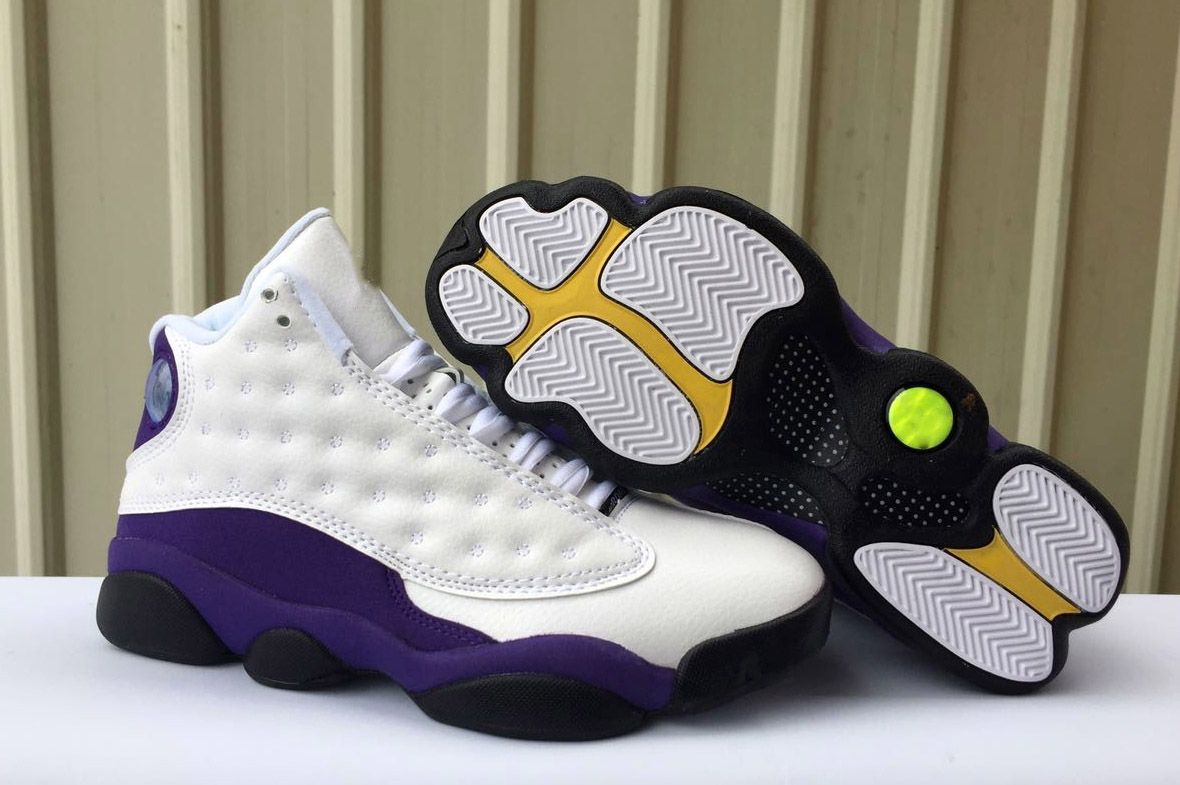 Compre 2020 13 Lakers Basketball Shoes Mens 13s Tamanho Lakers Branco Preto Tribunal Purple Universidade De Ouro Sneakers Us 7 13 De Boutiqueshoeswhole 552 51 Pt Dhgate Com