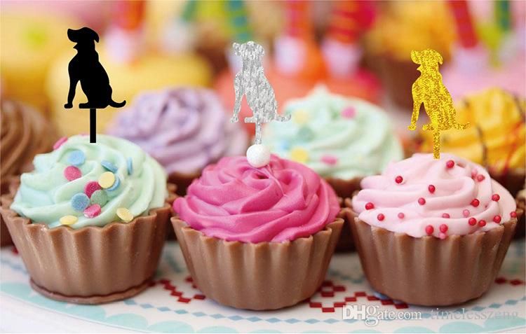 cake with dog decoration