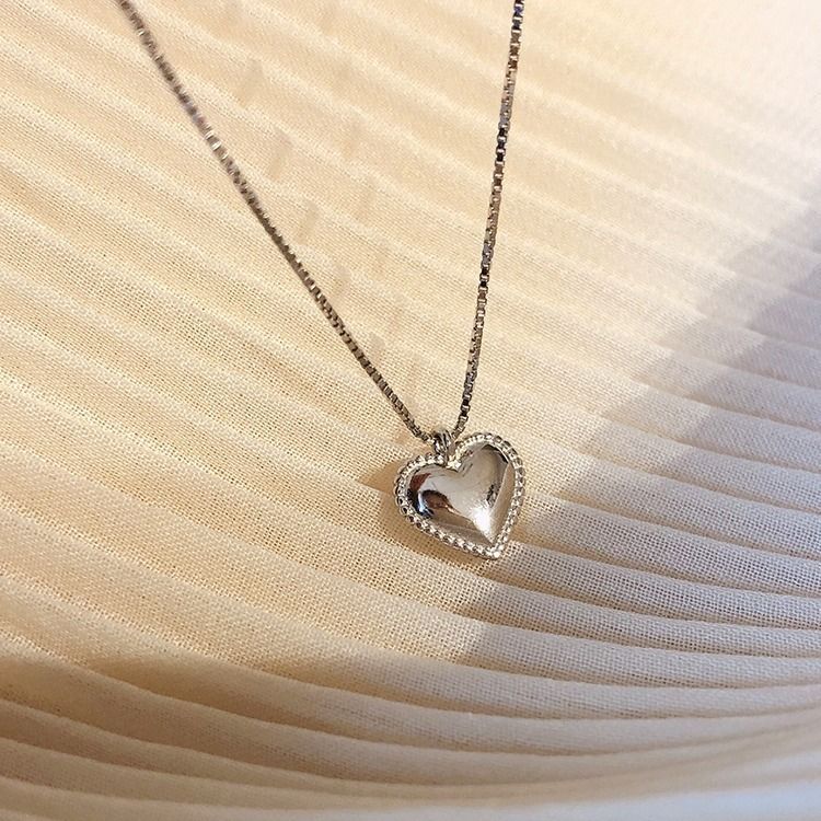 small cute necklaces for girlfriend