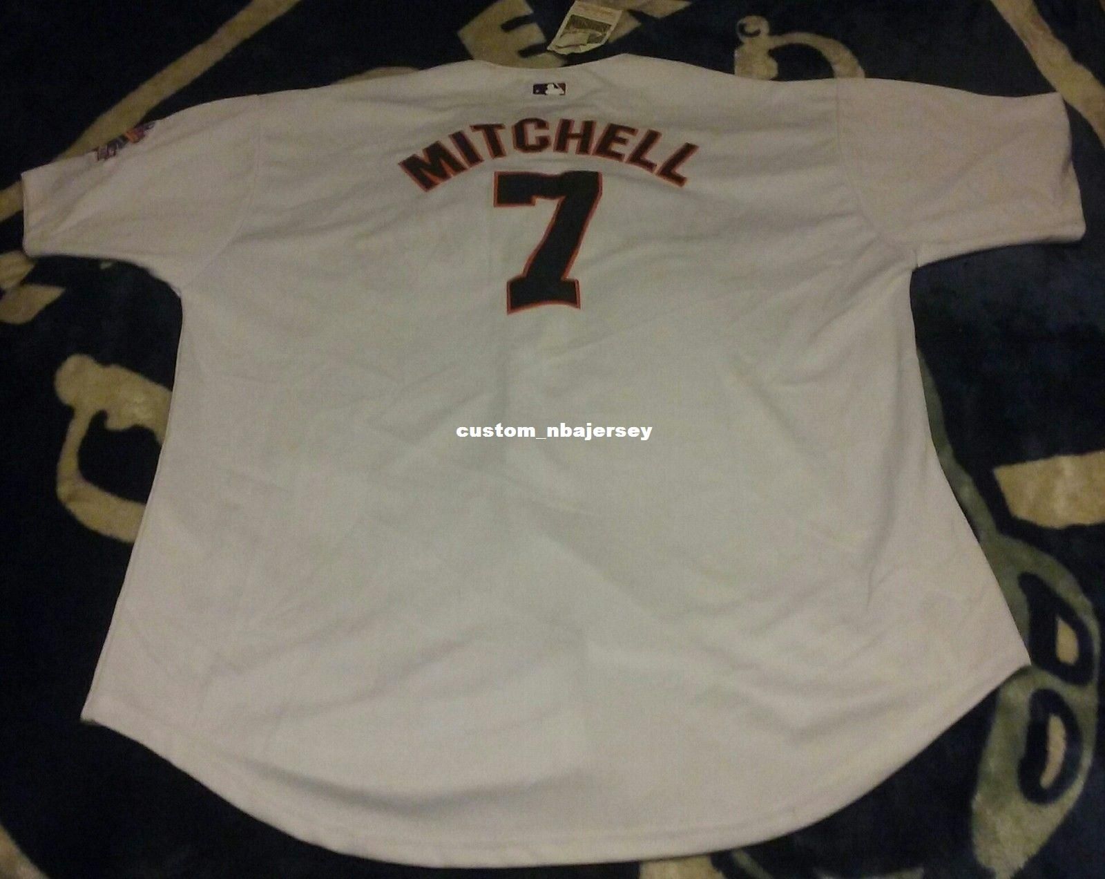 kevin mitchell jersey